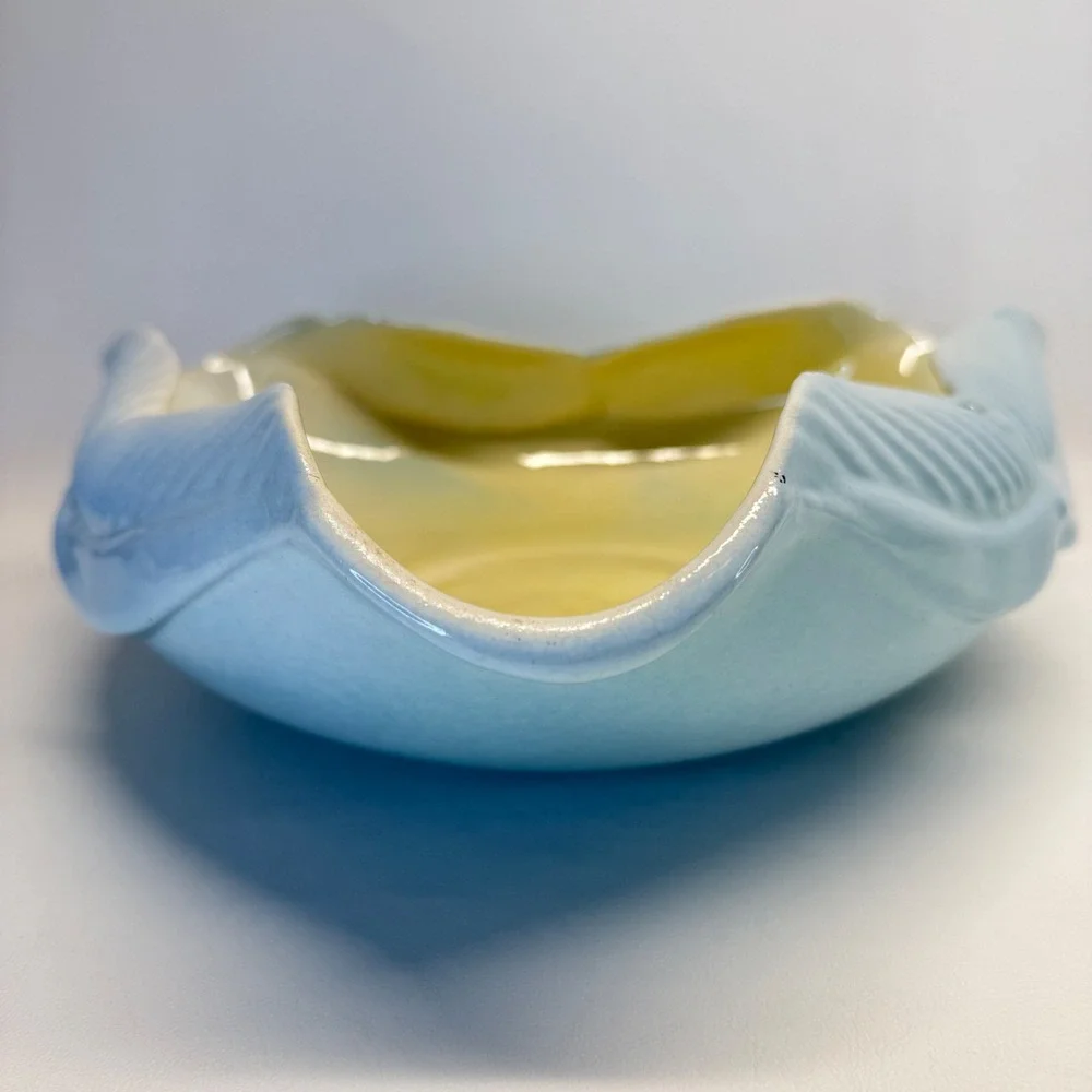 Royal Haeger Console Bowl Vintage Mid Century Scalloped Blue MCM Centerpiece